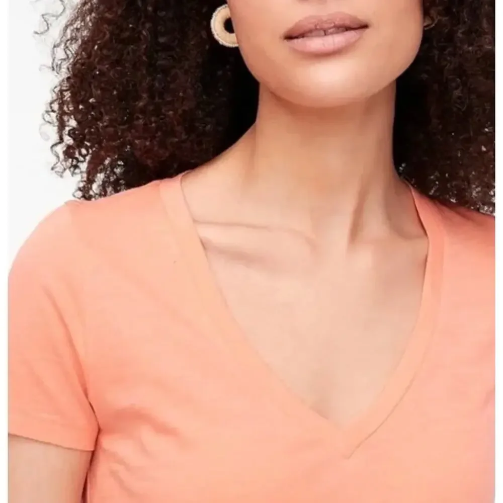 J. Crew Vintage Cotton V-neck Tee Pale Guava Orange 24500 Size S